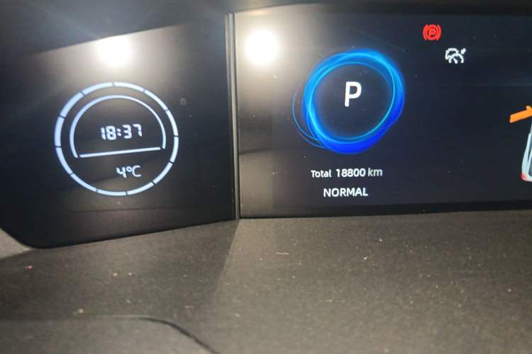 Used Changan UNI-V 2022 1.5T Prestige Version
