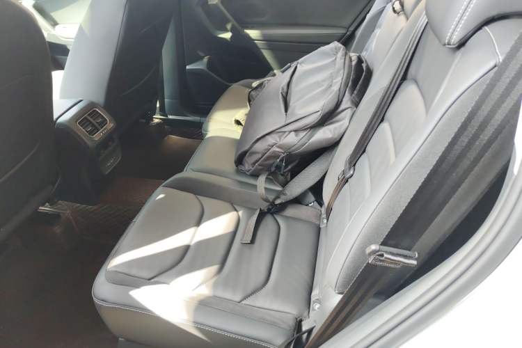 Used Volkswagen Tiguan L 2019 330TSI Automatic Two-Wheel Drive Panoramic Comfort Edition China V Standard
