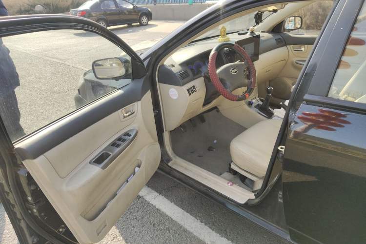 Used BYD F3 2013 Energy-Saving Edition 1.5L Manual Standard Model