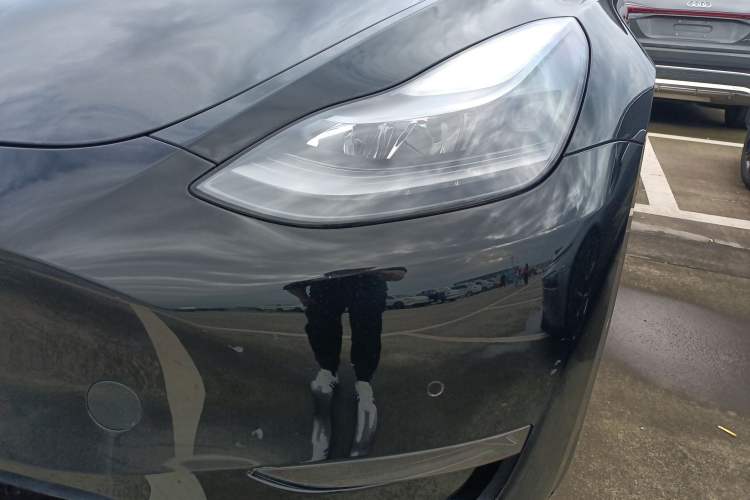 Used Tesla Model Y 2021 Standard Range Rear-Wheel Drive Version Left Front Headlight