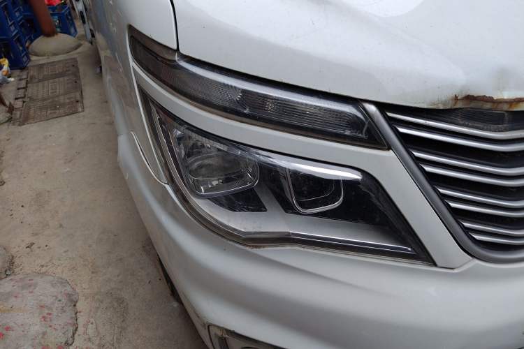 Used FORTHING Lingzhi 2018 M3 1.6L 7-Seater Comfort Model