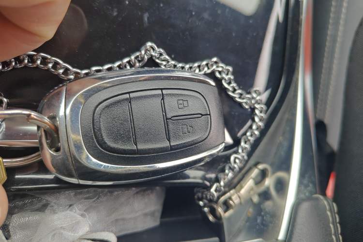 Used SAIC MAXUS G20 2019 First Edition 2.0T Automatic Luxury Version China V Standard