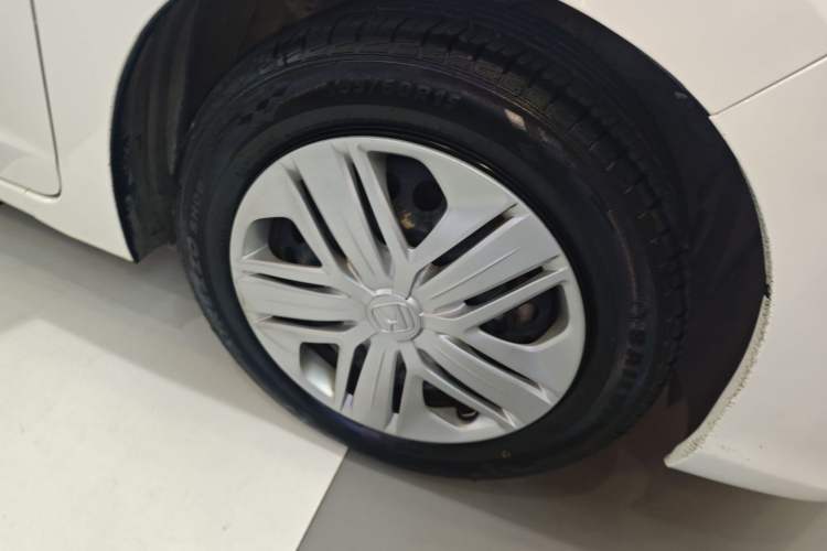 Used Honda Fit 2018 1.5L CVT Comfort Version Right Front Wheel Hub