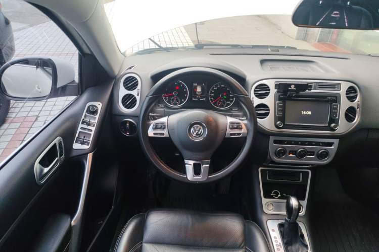 Used Volkswagen Tiguan 2016 300TSI Automatic Two-Wheel Drive Luxury Edition
