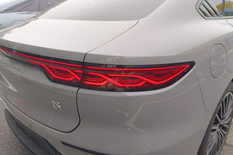 Used BYD Han 2025 DM-i 125KM LiDAR-Powered Intelligent Driving Model