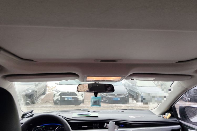 Used Toyota Corolla 2016 Dual-Engine 1.8L E-CVT Elite Edition
