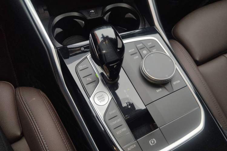 Used BMW 3 Series 2021 Second Facelift 320Li M Sport Package
