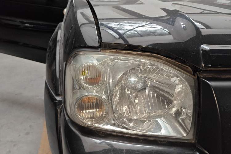 Used Nissan Paladin 2013 2.4L Four-Wheel Drive Standard Version China IV Standard
