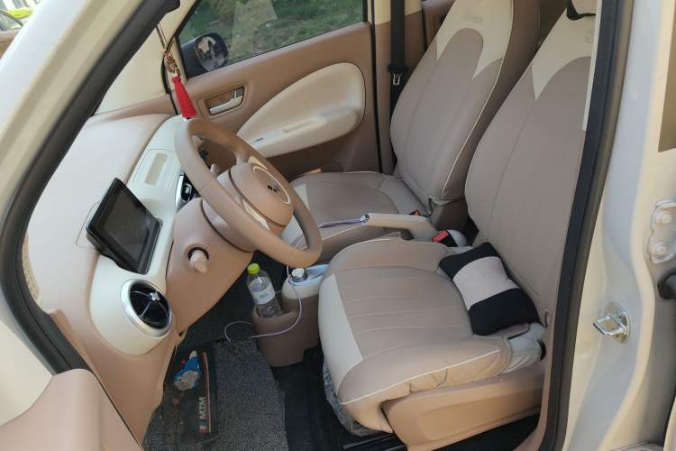 Used Wuling Hongguang MINIEV 2025 Four-Door Version Advanced Edition Left Front Seat