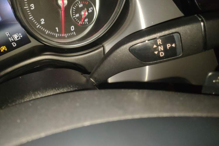 Used Mercedes-Benz GLE Coupe 2015 GLE 320 4MATIC Coupe SUV Gear Lever