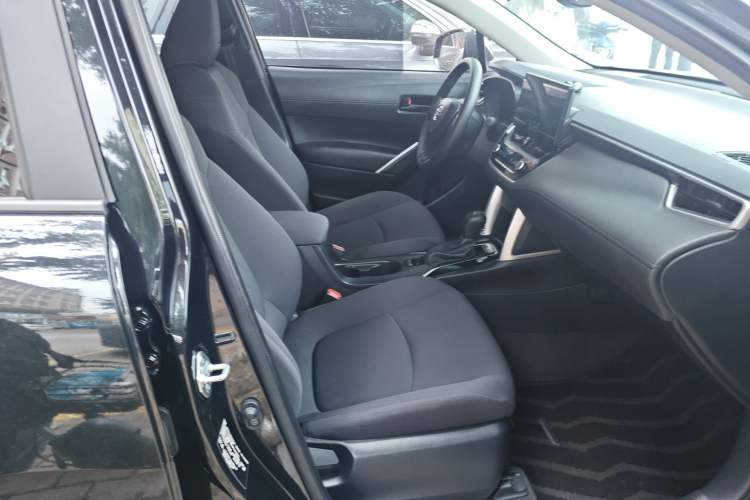 Used Toyota Corolla Cross 2023 2.0L Elite Edition Right Front Seat