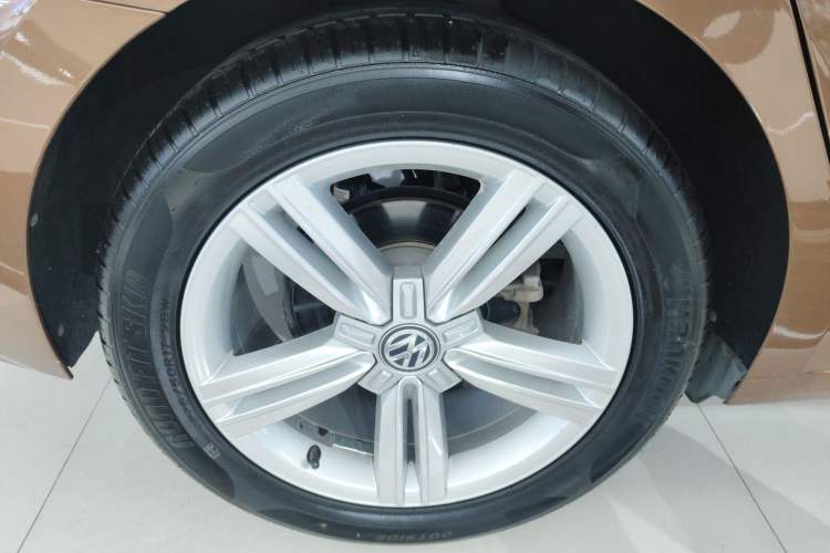 Used Volkswagen Lamando 2018 280TSI DSG Comfort Edition Exterior 5