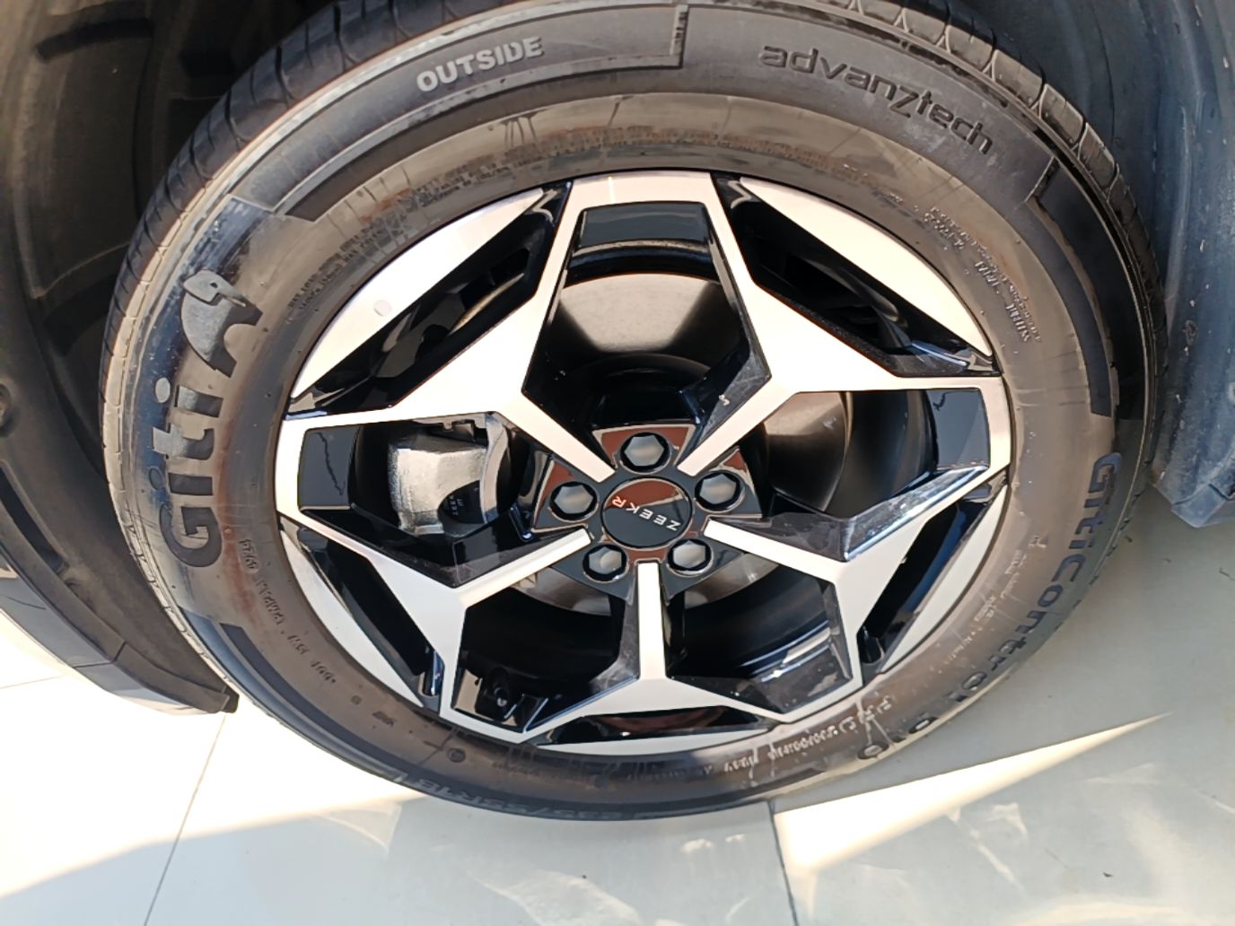 Zeekr X 2025 5-Seater Rear-Drive Version — снимка 10