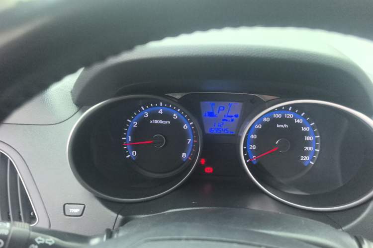 Used Hyundai ix35 2013 2.0L Automatic Two-Wheel Drive Smart GLS China IV Standard
