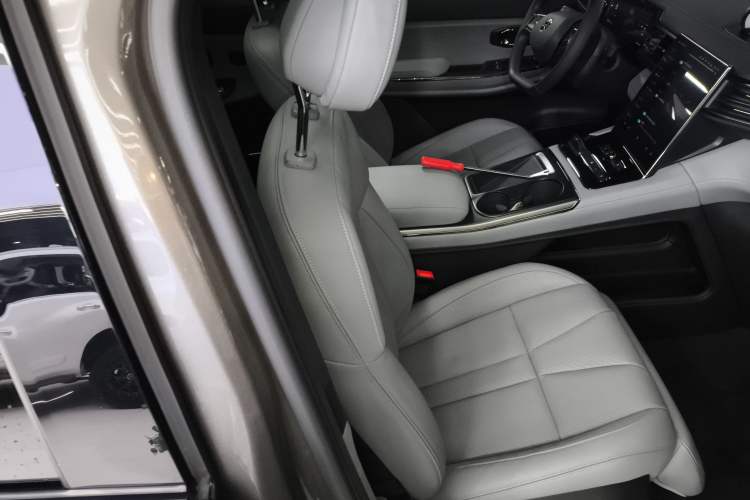 Used Nio ES8 2020 415 km Range 6-Seater Version
