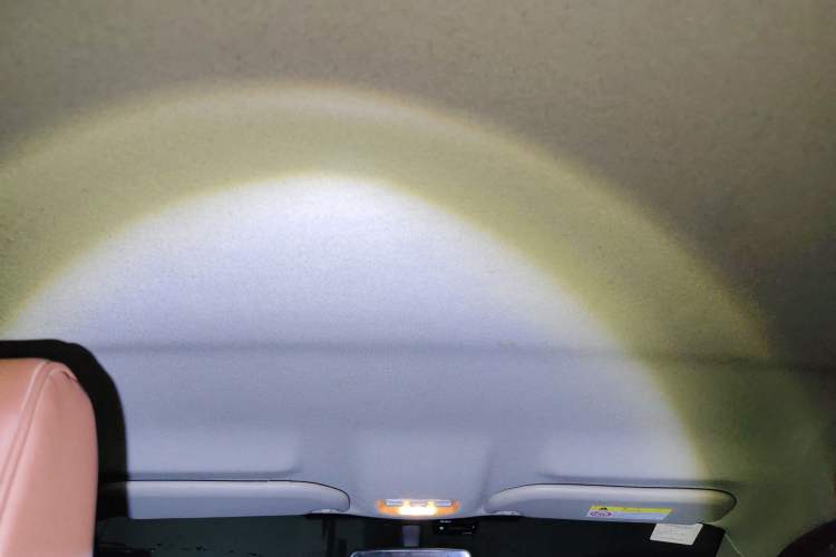 Used Citroen Elysee 2015 Zhishang Edition 1.6L Manual Fashion Model