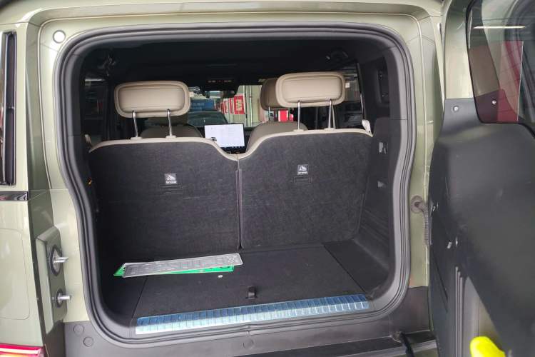 Used iCAR V23 2025 501 Four-Wheel Drive Intelligent Driving Version Trunk