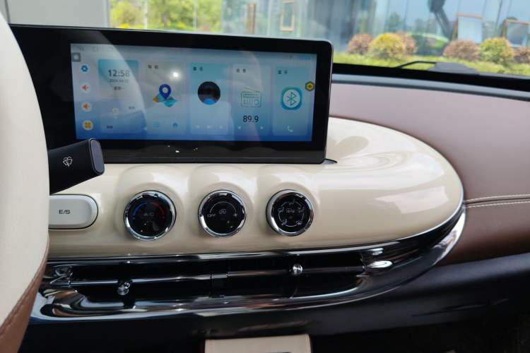 Used Wuling Bingo 2024 333 km Lingxi Connected Version
