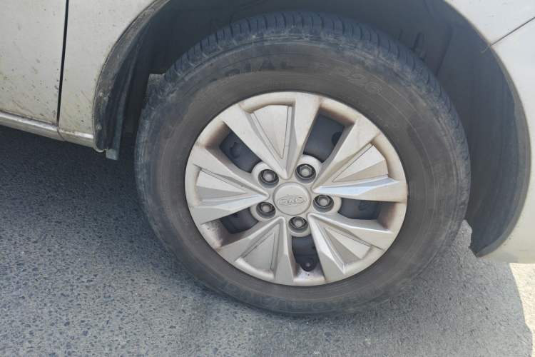 Used JAC Refine M3 2019 PLUS Creator Edition 1.8L Luxury Smart Model Exterior 1