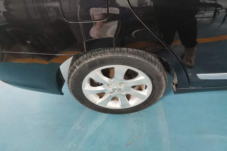 Used Dongfeng Aeolus A60 2012 1.6L Automatic Luxury Version
