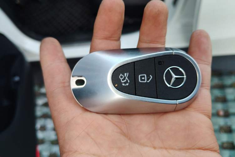 Used Mercedes-Benz GLC Coupe 2025-Year Restyled GLC 260 4MATIC Coupe SUV