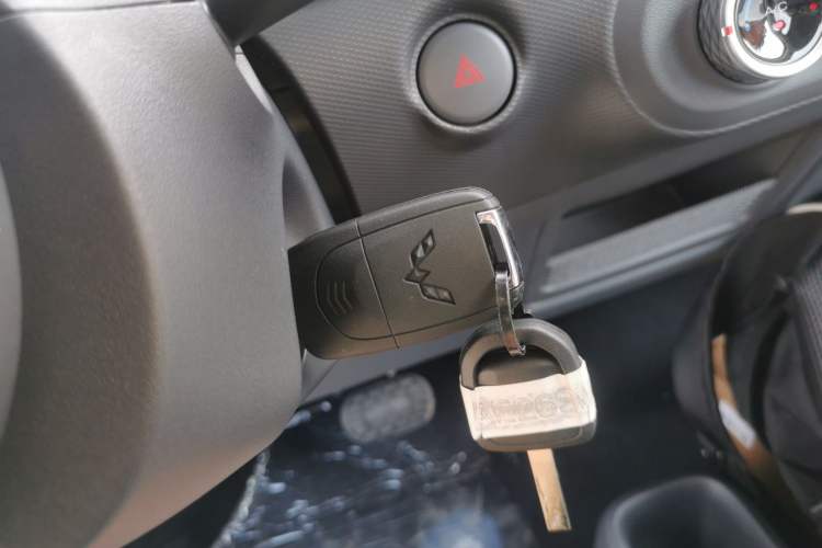 Used Wuling Zhiguang New Energy 2025 Standard Model