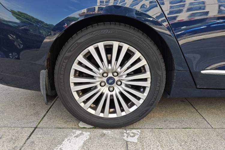 Used Ford Taurus 2017 EcoBoost 245 Luxury Model