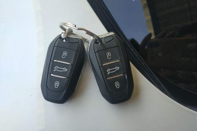 Used Peugeot 5008 2017 380THP 7-Seater Luxury GT Edition
