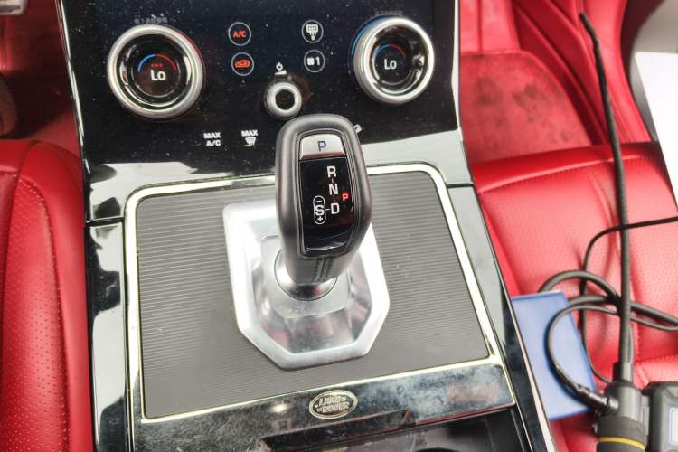 Used Land Rover Range Rover Evoque 2020 249 PS R-DYNAMIC S Black Edition Sport Version