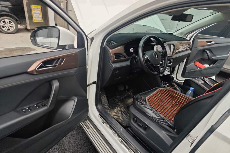 Used Volkswagen Tharu 2022 280TSI Two-Wheel-Drive Luxury Edition