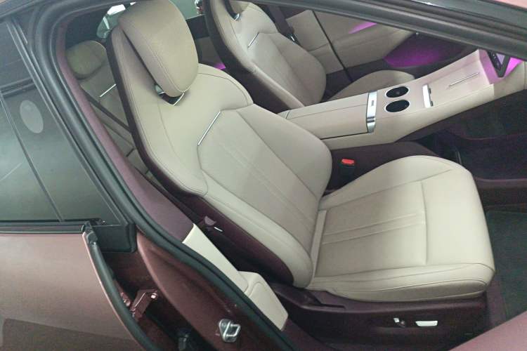 Used Xiaomi Auto YU7 2025 Ultra-Long Range Rear-Wheel Drive Version
