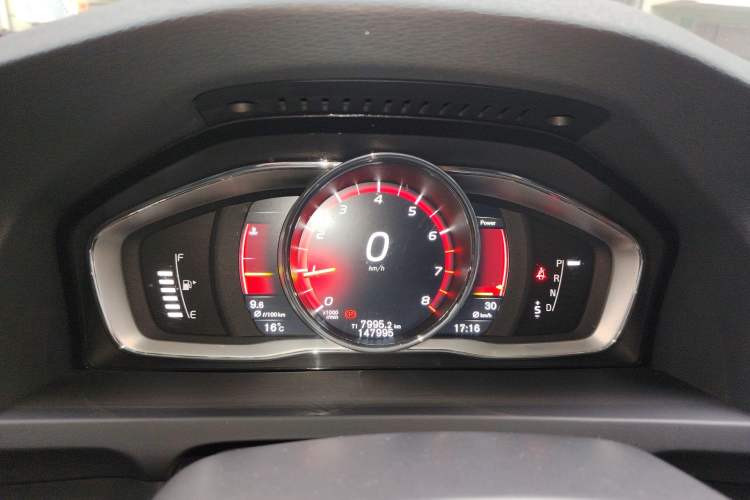 Used Volvo S60 2017 S60L T4 Smart Range Edition
