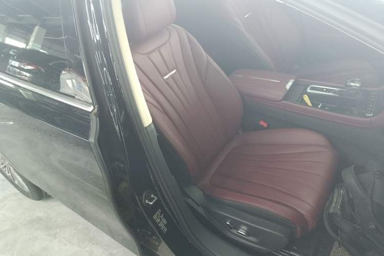 Used Hongqi H5 2024 1.5T DCT Smart Connect Flagship Edition
