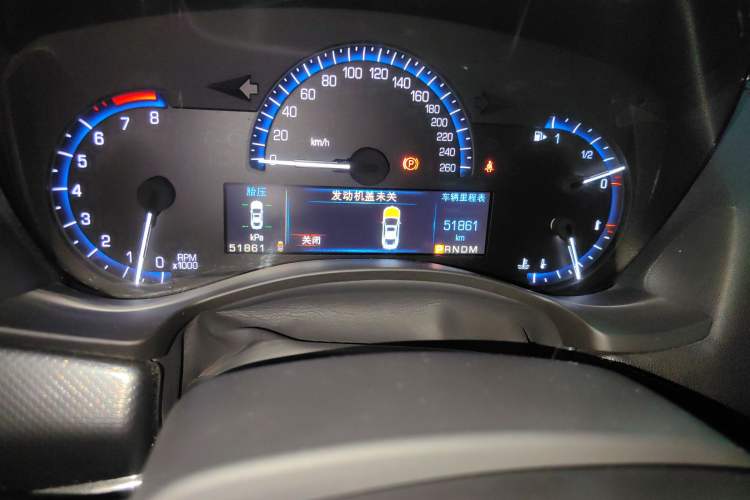 Used Cadillac ATS-L 2014 25T Comfort Model Odometer Close Up