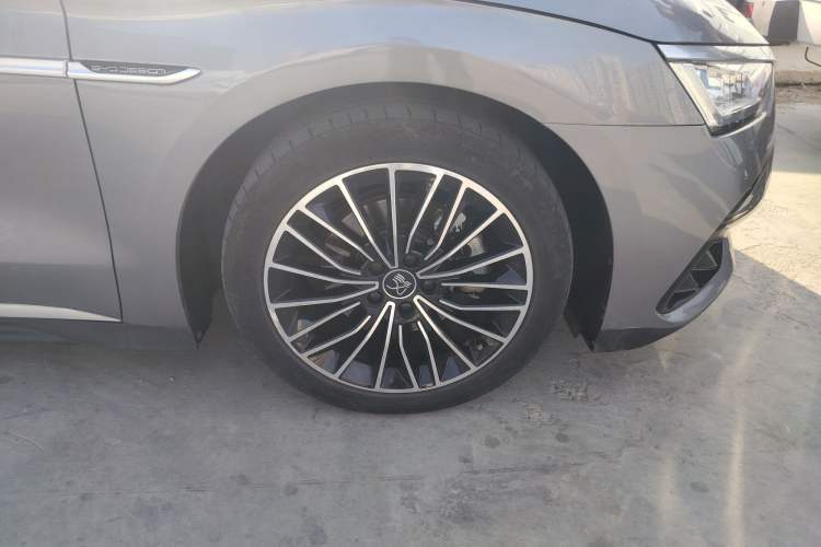 Used BYD Han 2022 DM-i 121KM Prestige Model