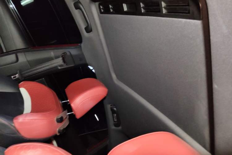 Used MG 5 2021 Revised Version 180 DVVT CVT Youth Luxury Edition Headliner