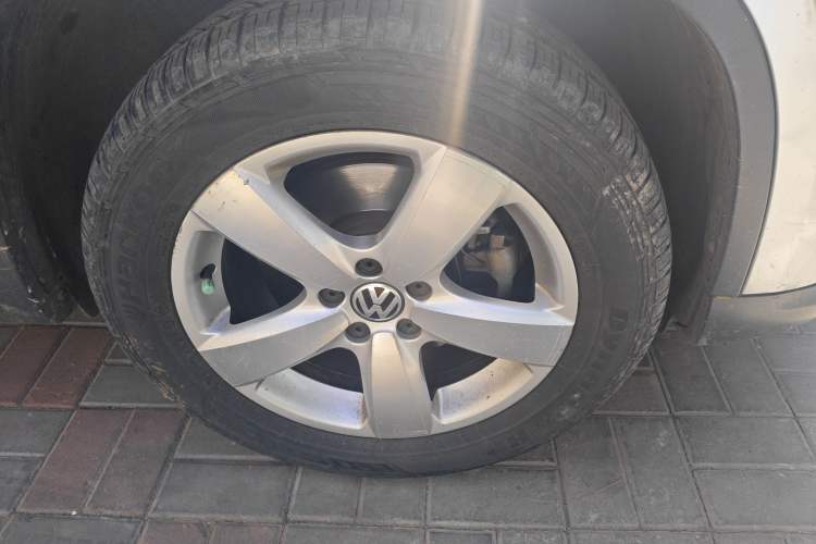 Used Volkswagen Tiguan L 2010 1.8TSI Automatic All-Wheel-Drive Elite Edition