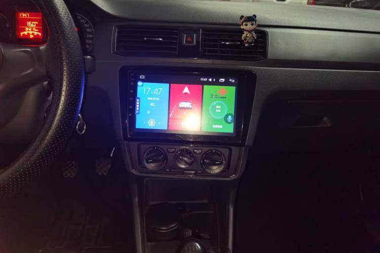 Used Volkswagen Santana 2016 1.4L Manual Fashion Edition