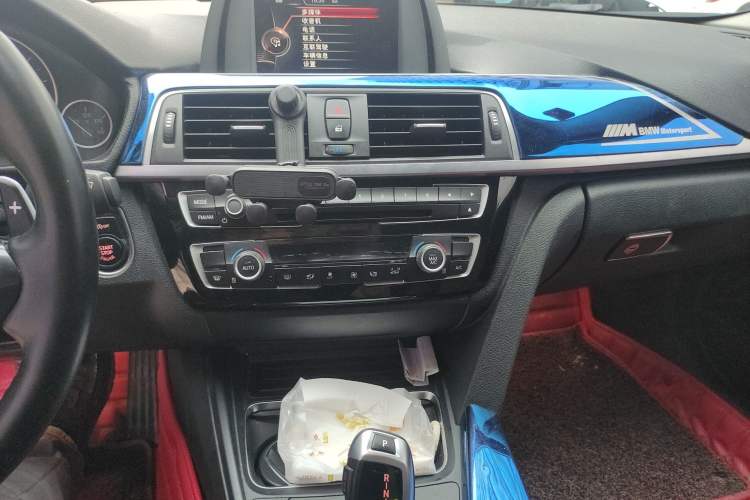 Used BMW 3 Series 2017 320Li Fashion Model
