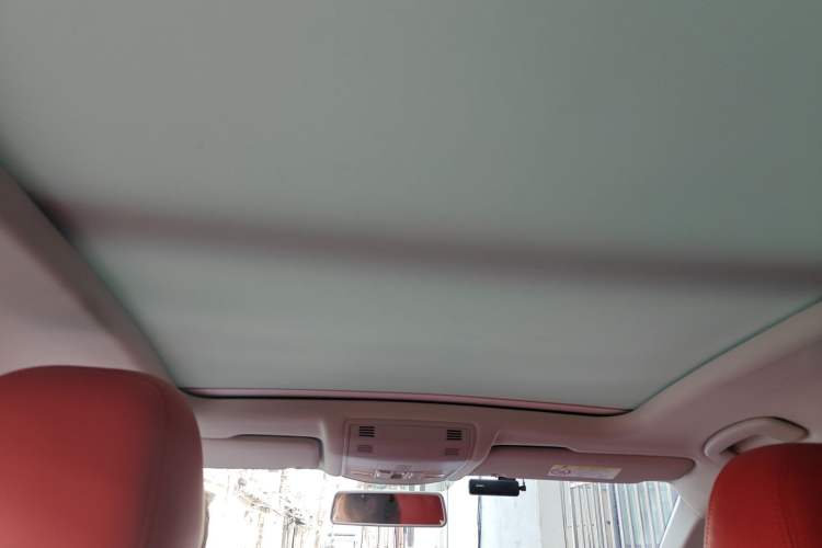 Used Volkswagen T-ROC 2020 280TSI DSG Two-Wheel-Drive Elite Version Headliner