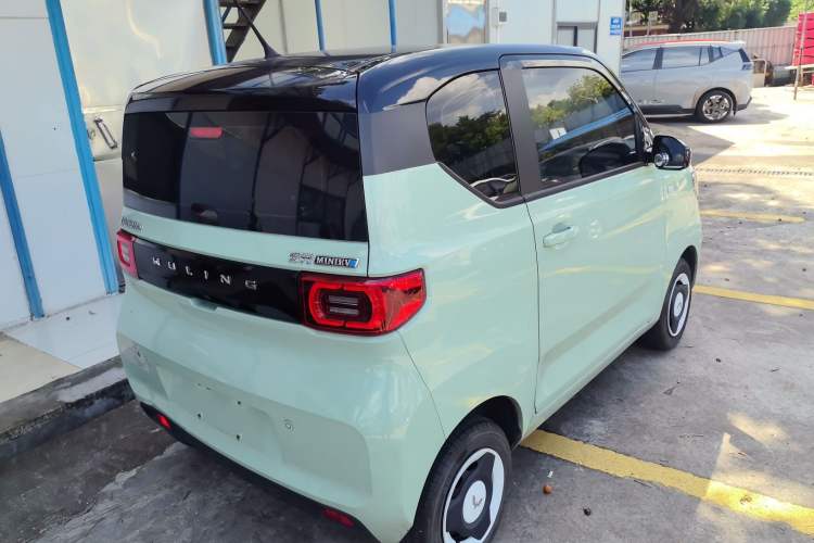 Used Wuling Hongguang MINIEV 2022 Macaron Premium Model – Lithium Iron Phosphate