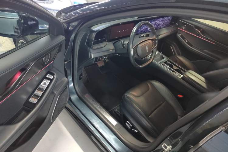 Used Lincoln Z 2022 iKoo Centennial Limited Edition Driver Seat