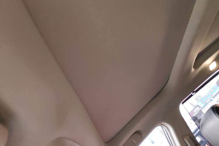 Used Nissan Teana 2014 Duke 2.5L XV Deluxe Edition Headliner