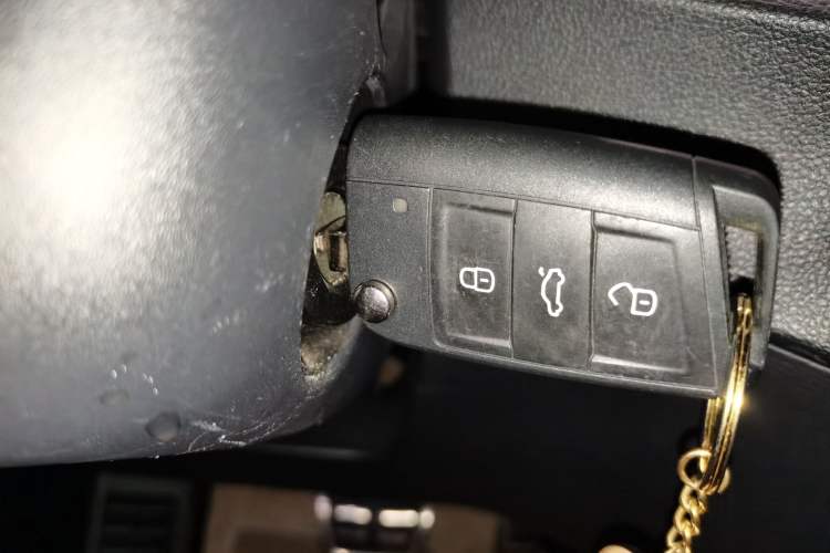 Used Volkswagen Tacqua 2020 280TSI DSG R-Line Vehicle Key