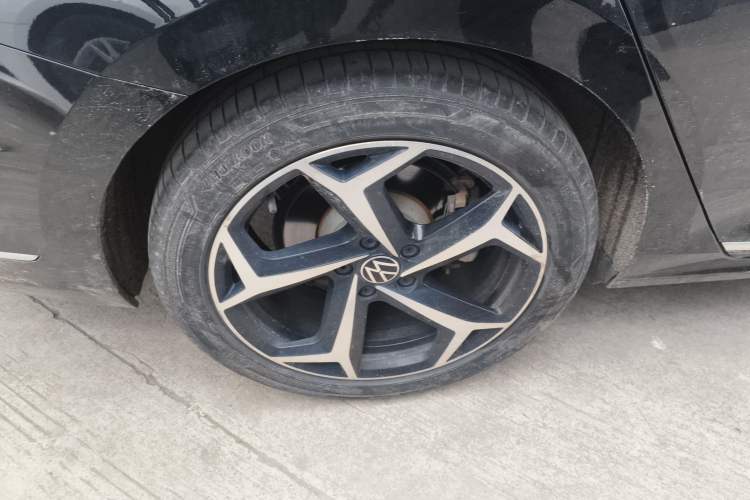 Used Volkswagen Passat 2024 330TSI Starry Elite Edition Exterior 5