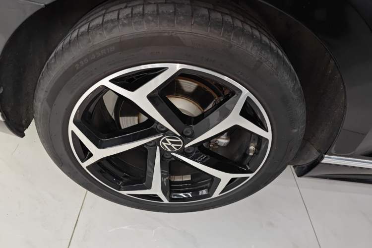 Used Volkswagen Magotan 2023 2 Million Units Commemorative Edition 330TSI DSG Luxury Version
