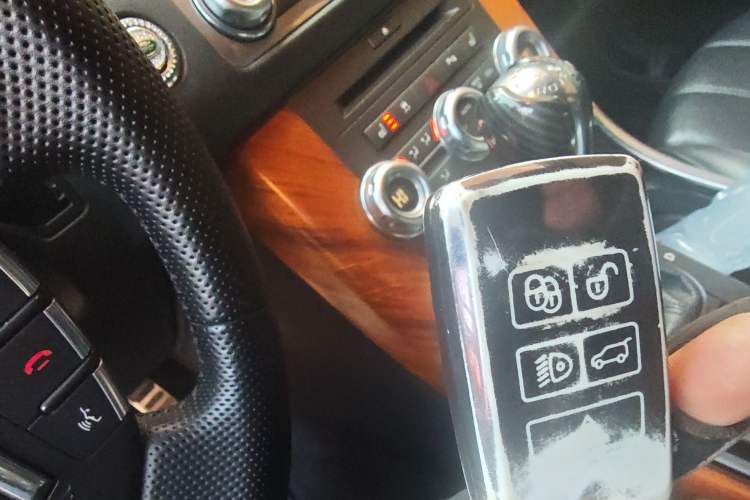 Used Land Rover Range Sport 2010 3.0 TDV6 HSE Diesel Edition Vehicle Key