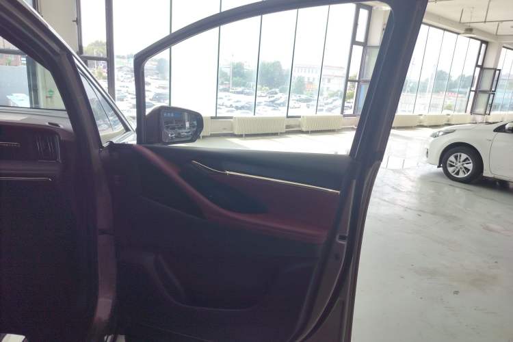 Used GAC Trumpchi M8 2023 Zongshi Series 400T Ultimate Edition
