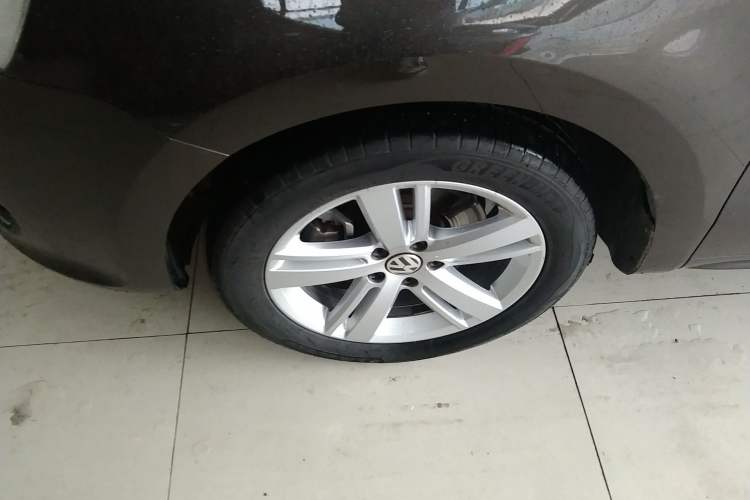 Used Volkswagen Sharan 2018 380TSI Comfort Edition 7-Seater Left Front Wheel Hub