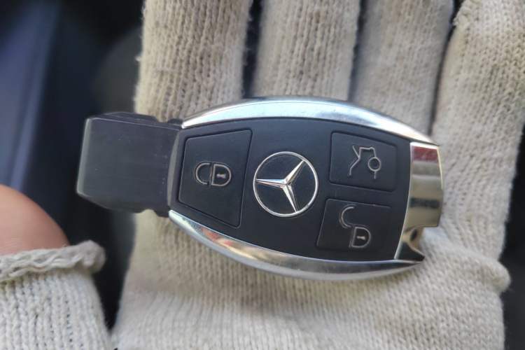 Used Mercedes-Benz Vito 2011 2.5L Elite Edition
